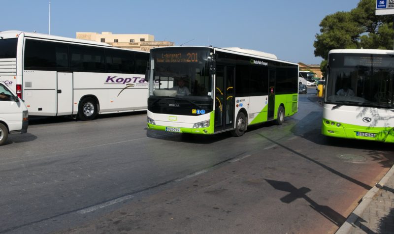 Autobus MHD na Maltě