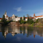 Pohled na Průhonický zámek